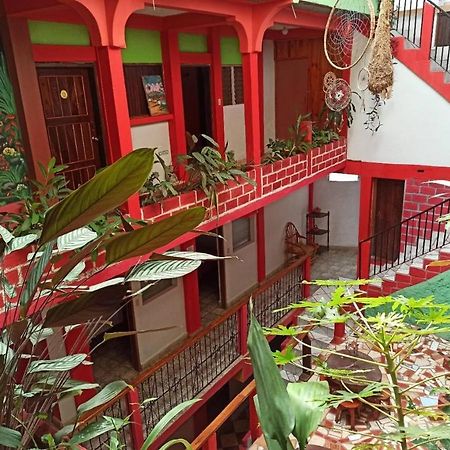 Hotel & Hostal Yaxkin Copán المظهر الخارجي الصورة