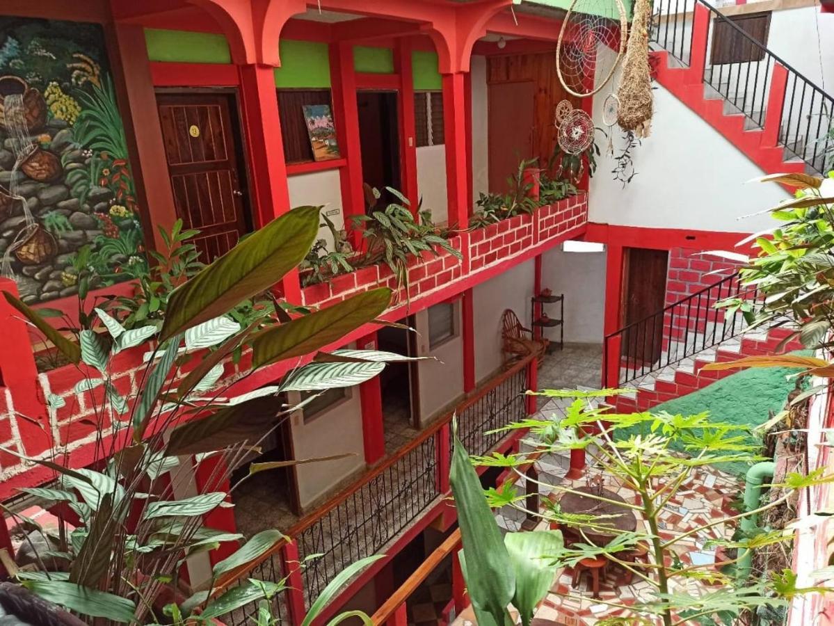 Hotel & Hostal Yaxkin Copán المظهر الخارجي الصورة