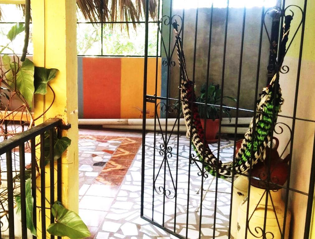 Hotel & Hostal Yaxkin Copán الغرفة الصورة