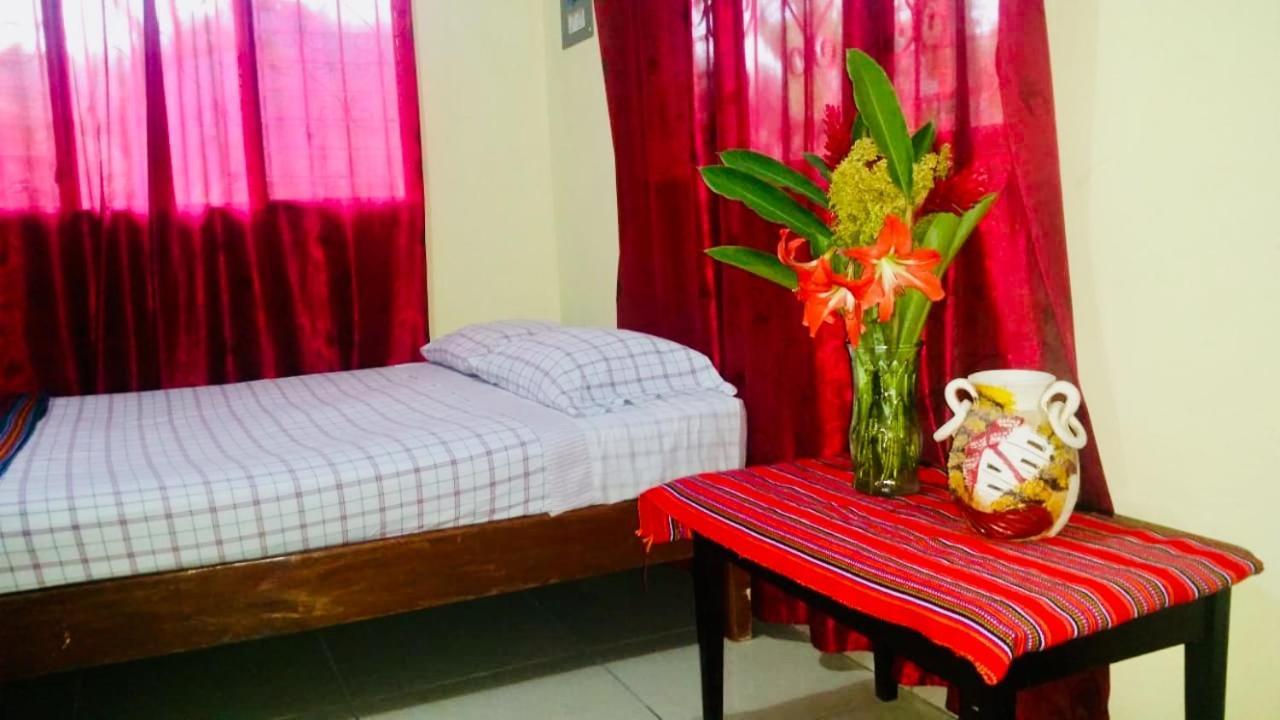 Hotel & Hostal Yaxkin Copán المظهر الخارجي الصورة