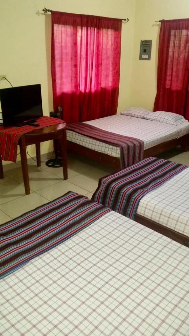 Hotel & Hostal Yaxkin Copán المظهر الخارجي الصورة